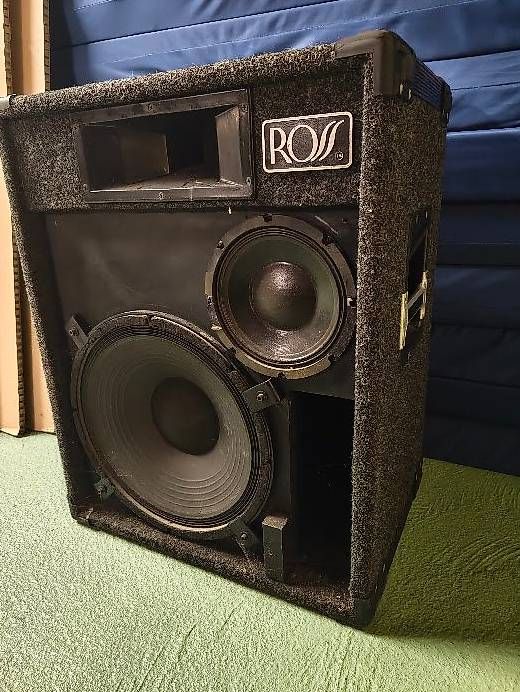 Casse acustiche: Enceinte ROSS Typhoon – Usato da La Chaux-de-Fonds venduto da stonekluk