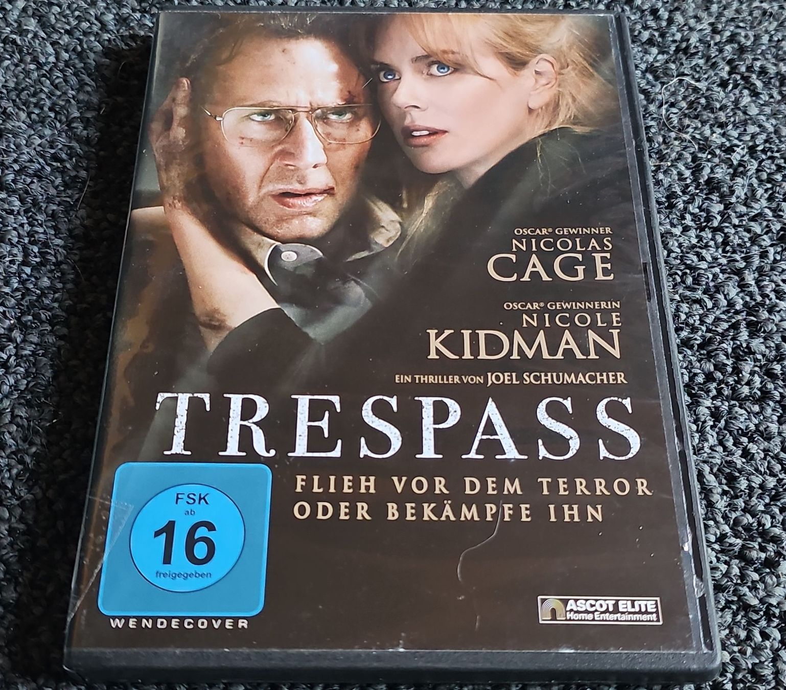 Alle DVDs: DVD Trespass (21989) – Gebraucht aus Ruswil von jan_bxl5