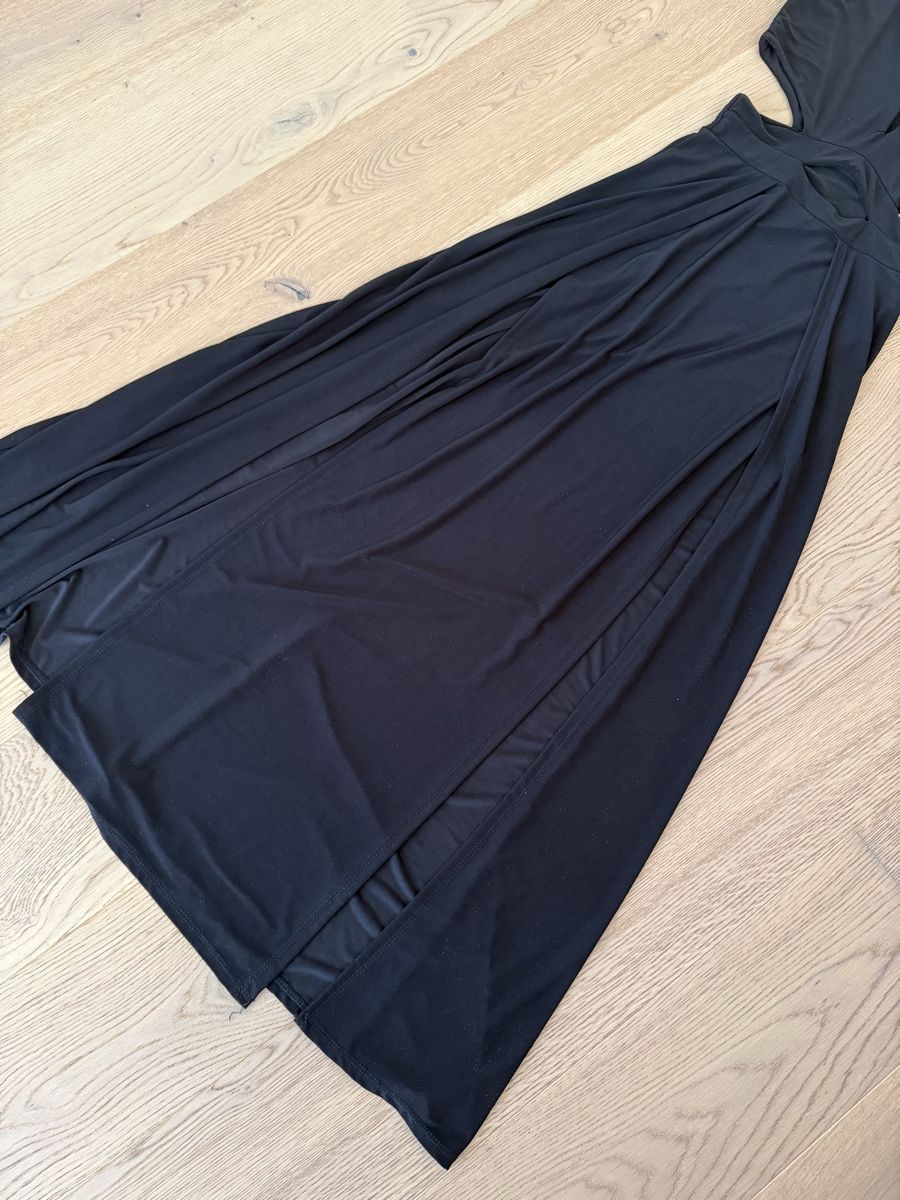Kleider: Sommer Maxikleid Schwarz mit Cut-Outs - Grösse S – Neu (gemäss Beschreibung) aus Richterswil von KAYLEIGH_77 2