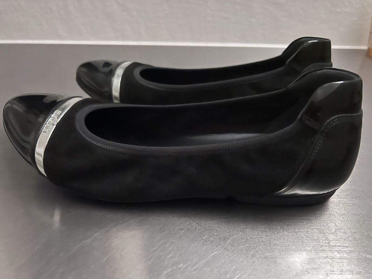 Hogan Scarpe da donna: HOGAN Ballerina, schwarz, Grösse 38 – Nuovo (secondo la descrizione) da Fraubrunnen venduto da Vpeck 1