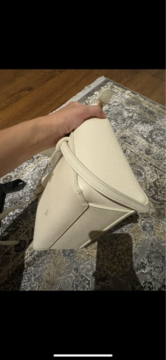 Borse da donna: Celine Belt Bag – Nuovo (secondo la descrizione) da Gossau ZH venduto da shpresa105 4