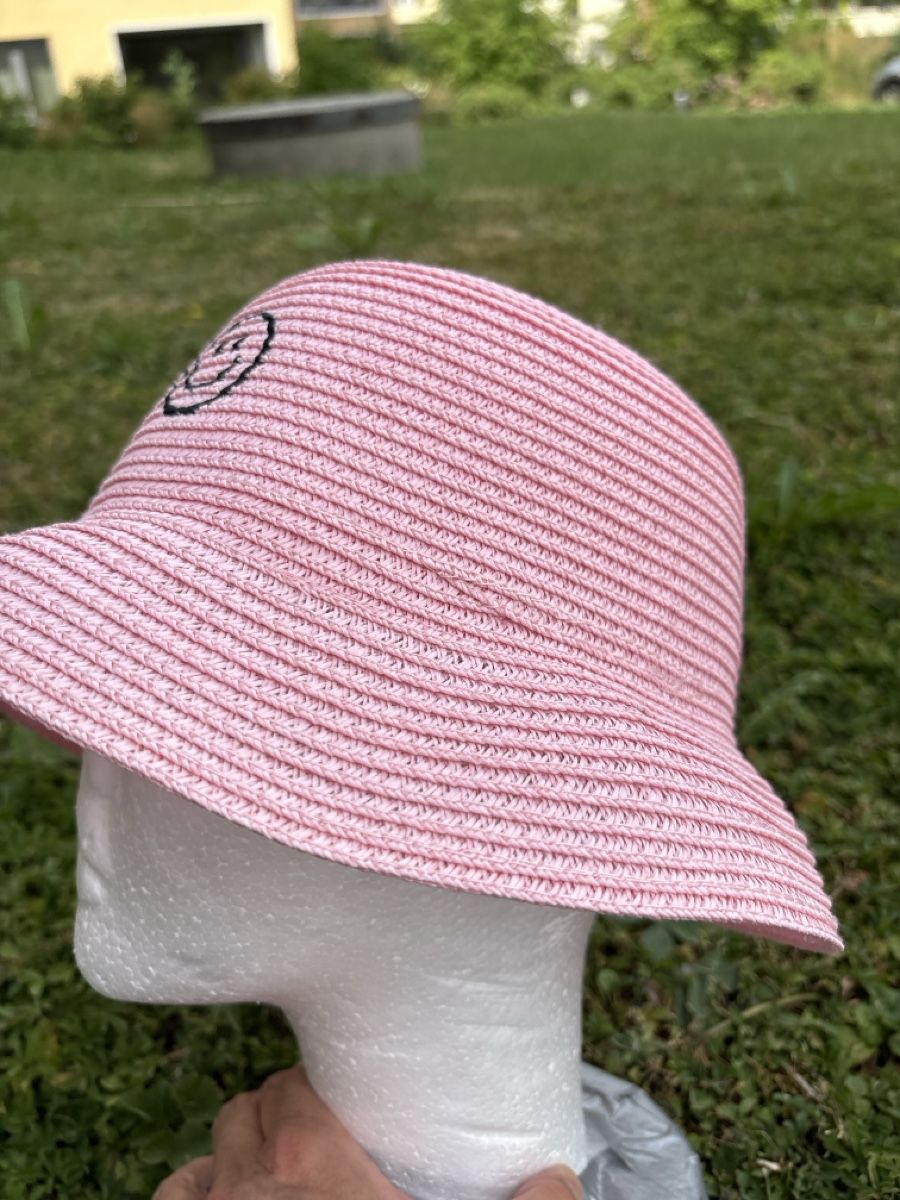 Chapeaux, bonnets & casquettes: Strohhut rosa mit Smiley – Neuf (Voir description) à Zürich par venusandmars 1