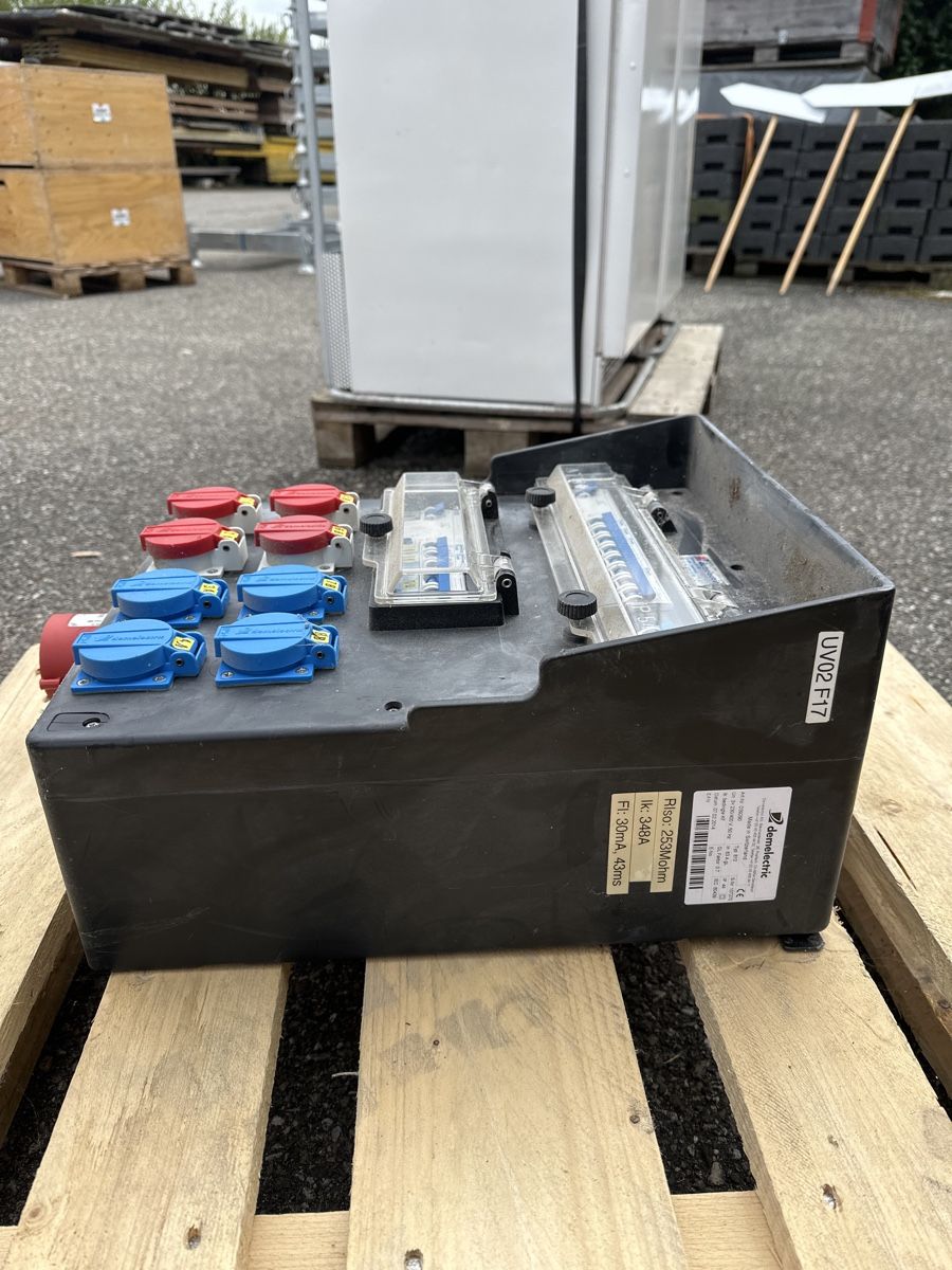 Elektrotechnik: Baustromverteiler – Neu (gemäss Beschreibung) aus Grosswangen von laTrulla 4