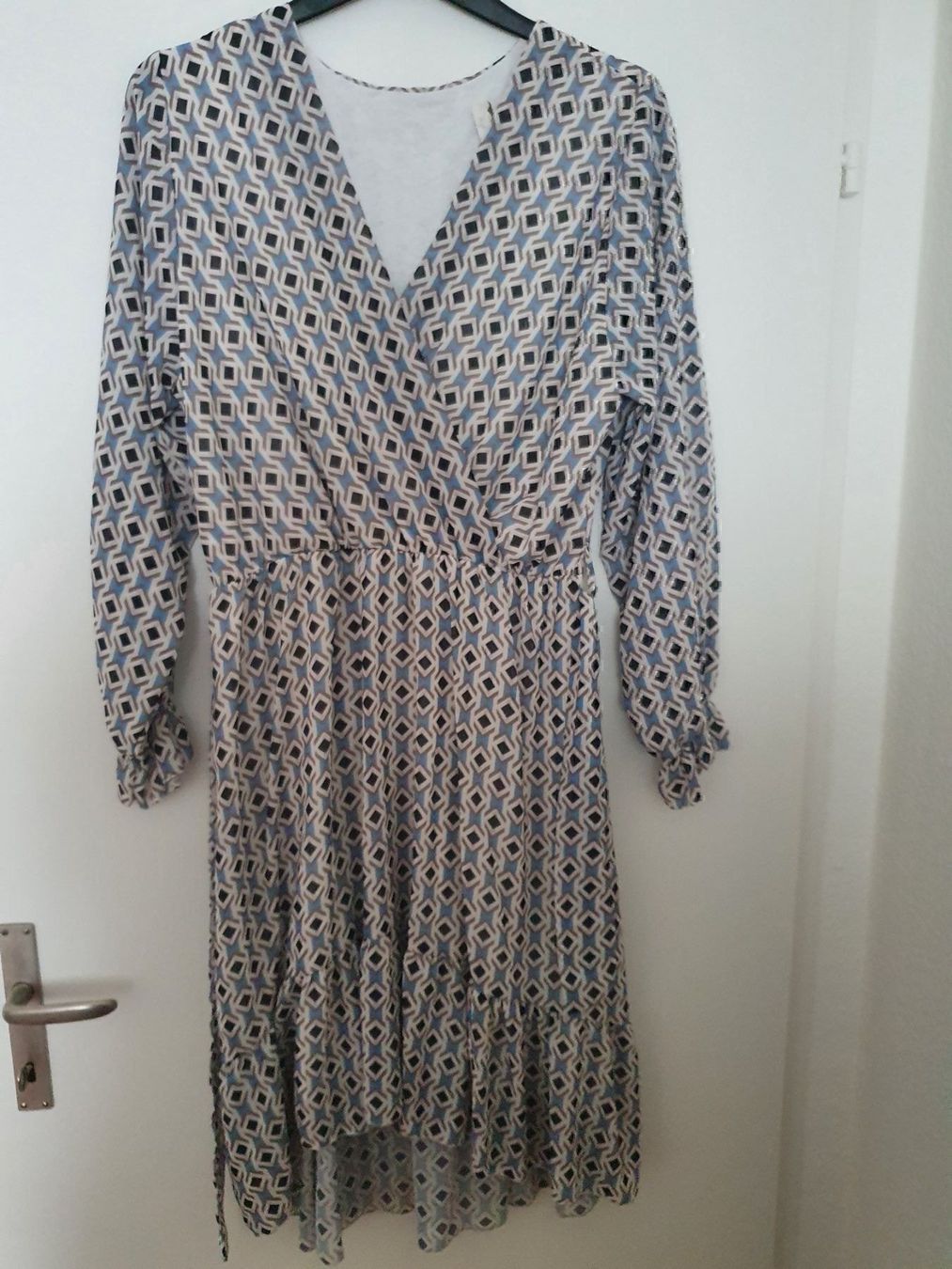 Vestiti: Kleid Gr. M/L – Usato da thalwil venduto da Raishin720