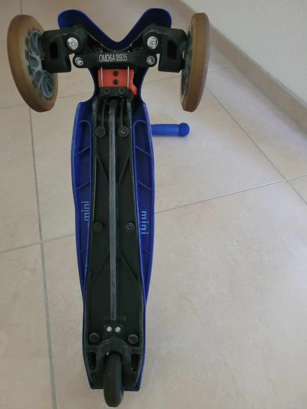Micro Veicoli per bambini: Micro Mini Dreirad Kinder-Trottinett – Usato da Birrwil venduto da Mischabel1 4