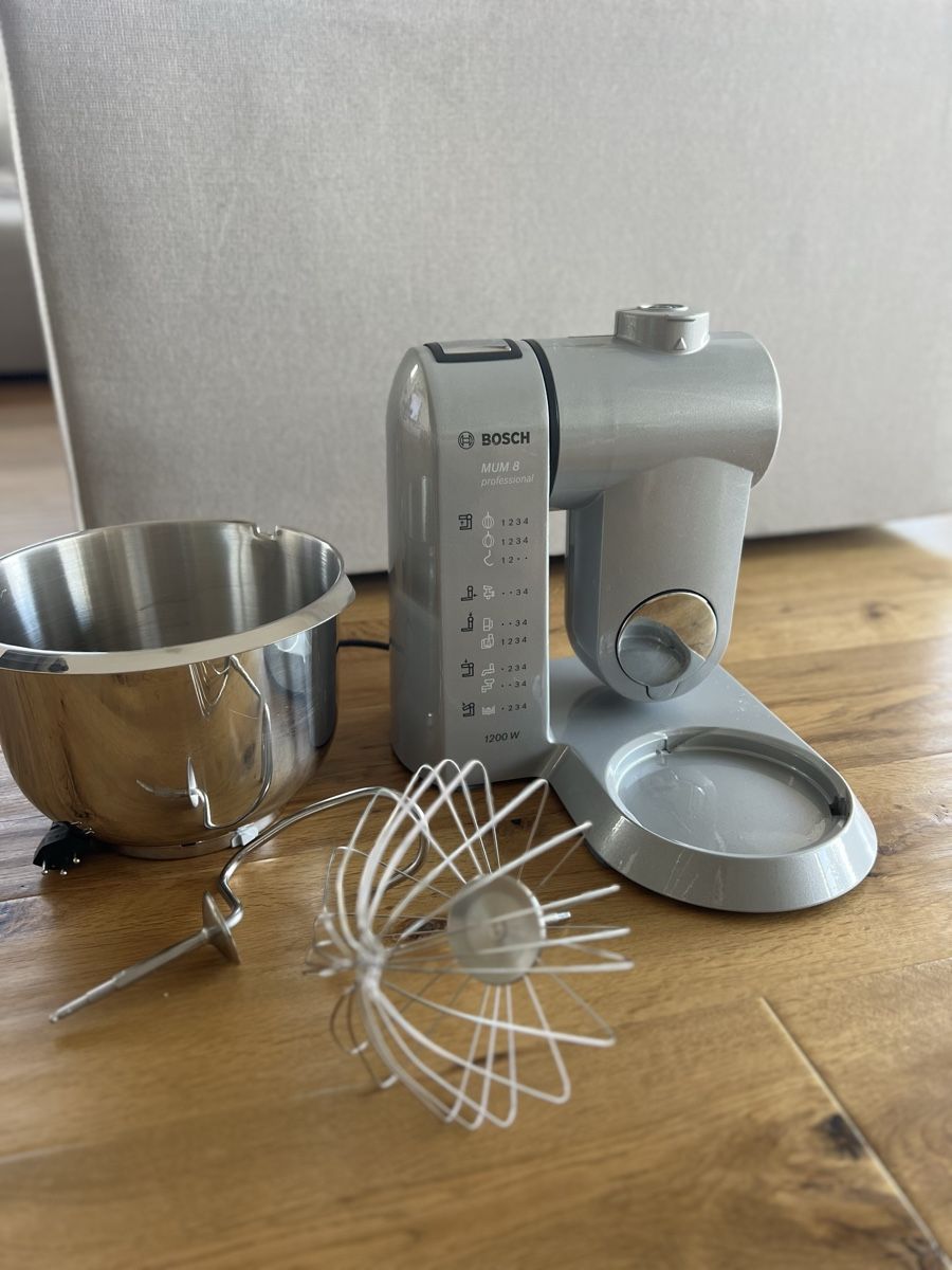 Bosch Elettrodomestici da cucina: Bosch Mum 8 professional – Usato da Nottwil venduto da jackisbest