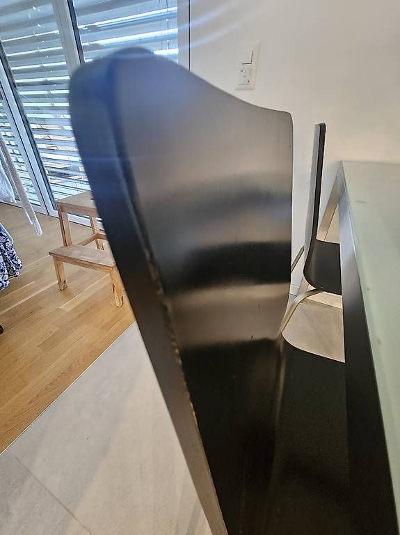 Tischset: Table et 4 chaises à donner – Gebraucht aus Bussigny von ana_v9l2 2