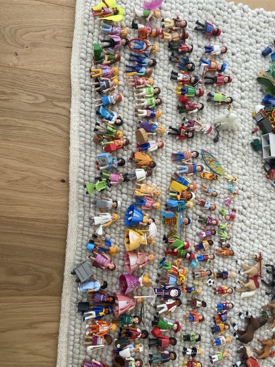 Playmobil Jouets: Grosses Playmobil Konvolut: Figuren, Tiere, Zubehör! – D'occasion à Wettingen par Allgor 1