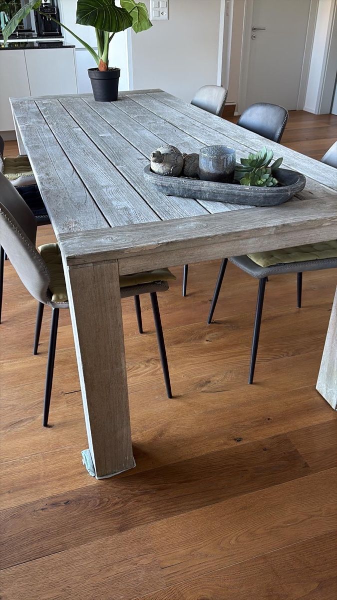 Tische: Gartentisch  mit 6 Stuhle – Gebraucht aus Erlach von chr_x7qm 3