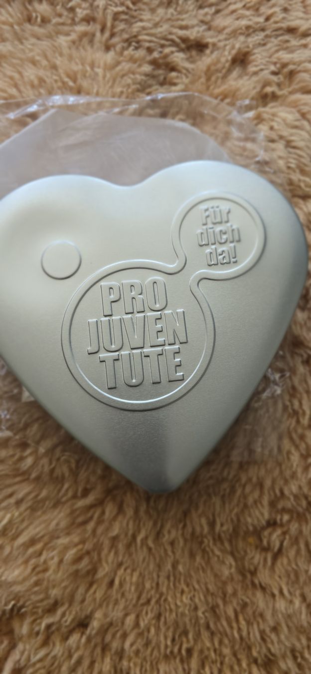 Zuccheriere: Pro Juventute Dose Herzform silber - Special Edition – Nuovo e nell'imballaggio originale da Bonstetten venduto da Marceline3025 1