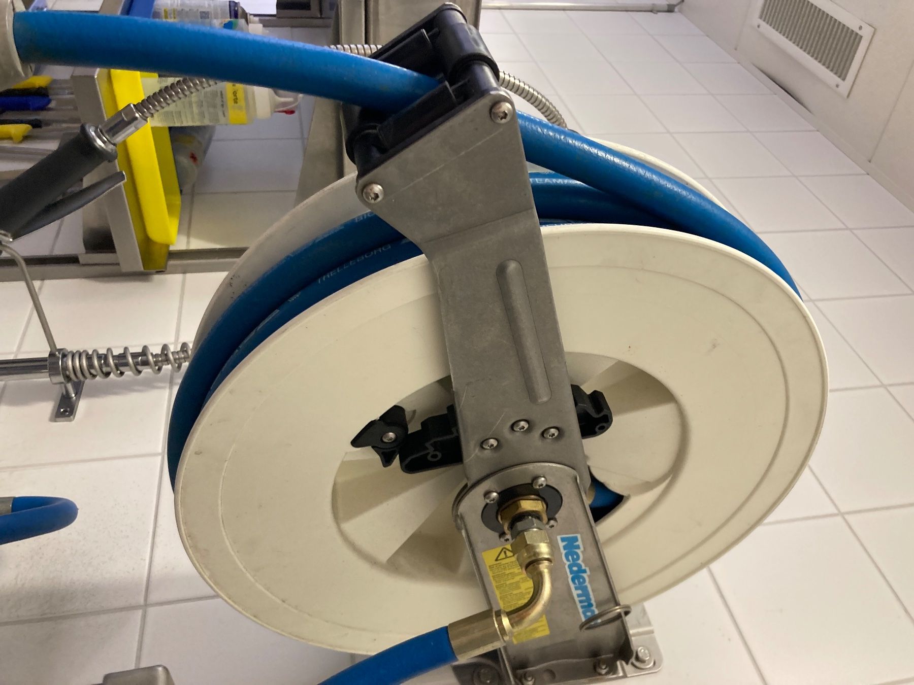 Tubi & Tubi flessibili: Nedermann Industrie Schlauchtrommel – Usato da Engelberg venduto da JolieSt