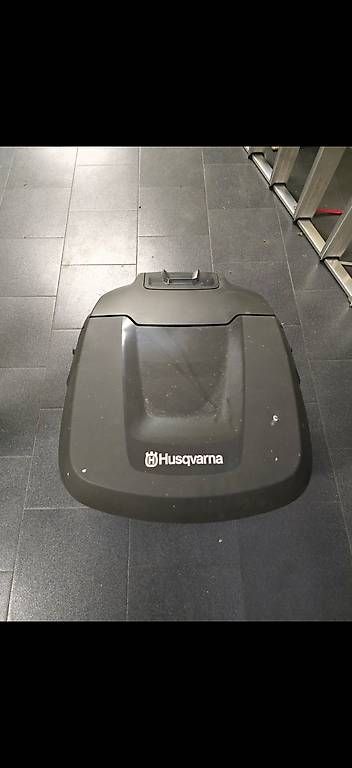 Husqvarna Tagliaerba: Husqvarna Automower 305 – Usato da Ostermundigen venduto da vit_7gwg 3