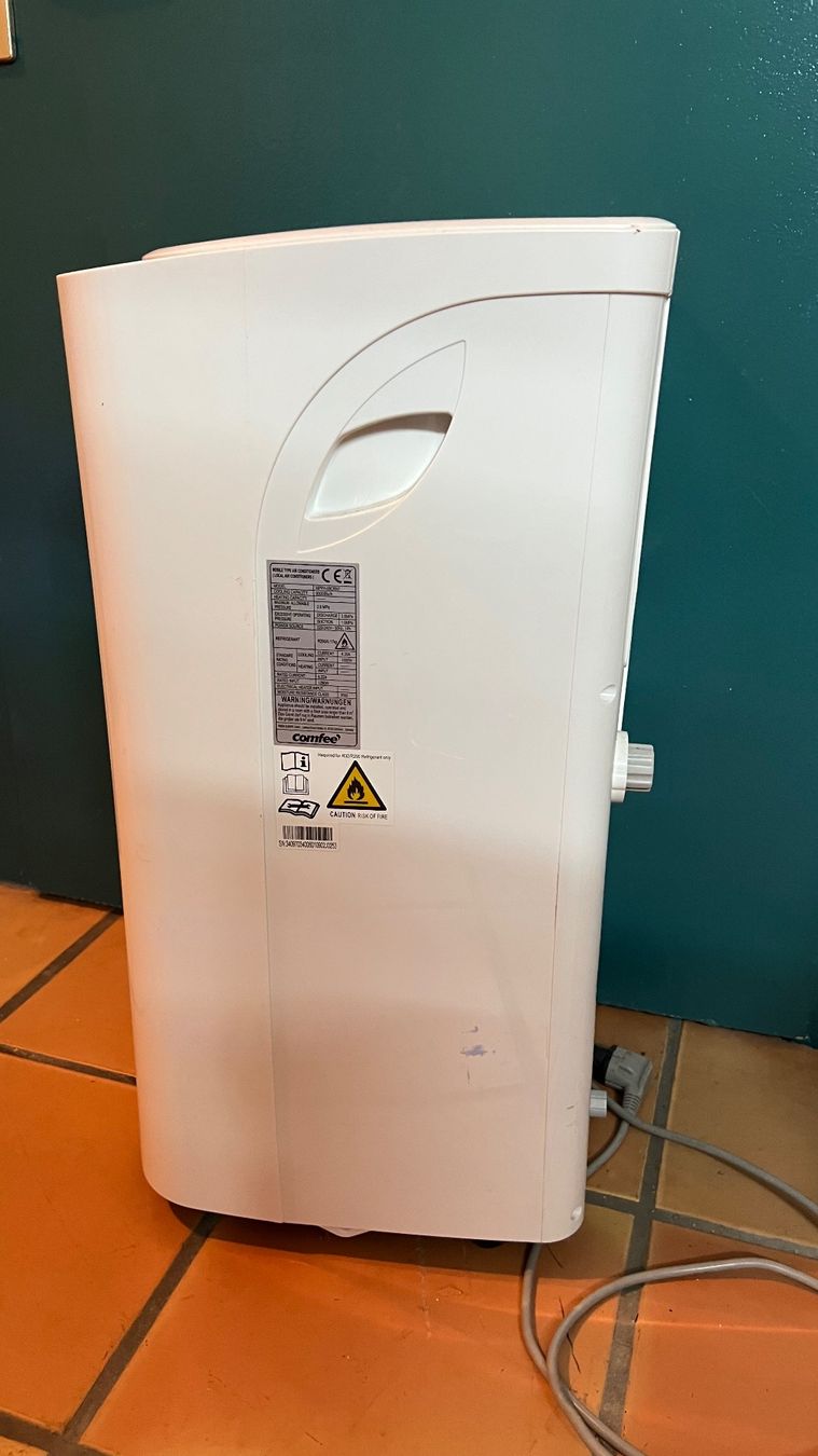 Condizionatori: Comfee Mobile Klimaanlage MPPH-09CRN7 – Usato da Zürich venduto da sur_6wsj 1