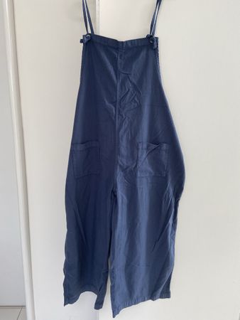 Damen Latzhose Monki dunkelblau Groesse XXL neu