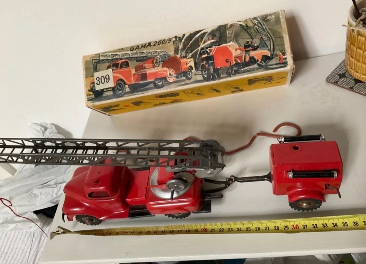 Gama Modellautos: Gama, Western Germany - Length 34 cm – Gebraucht aus Grand-lancy von RustytoRestore