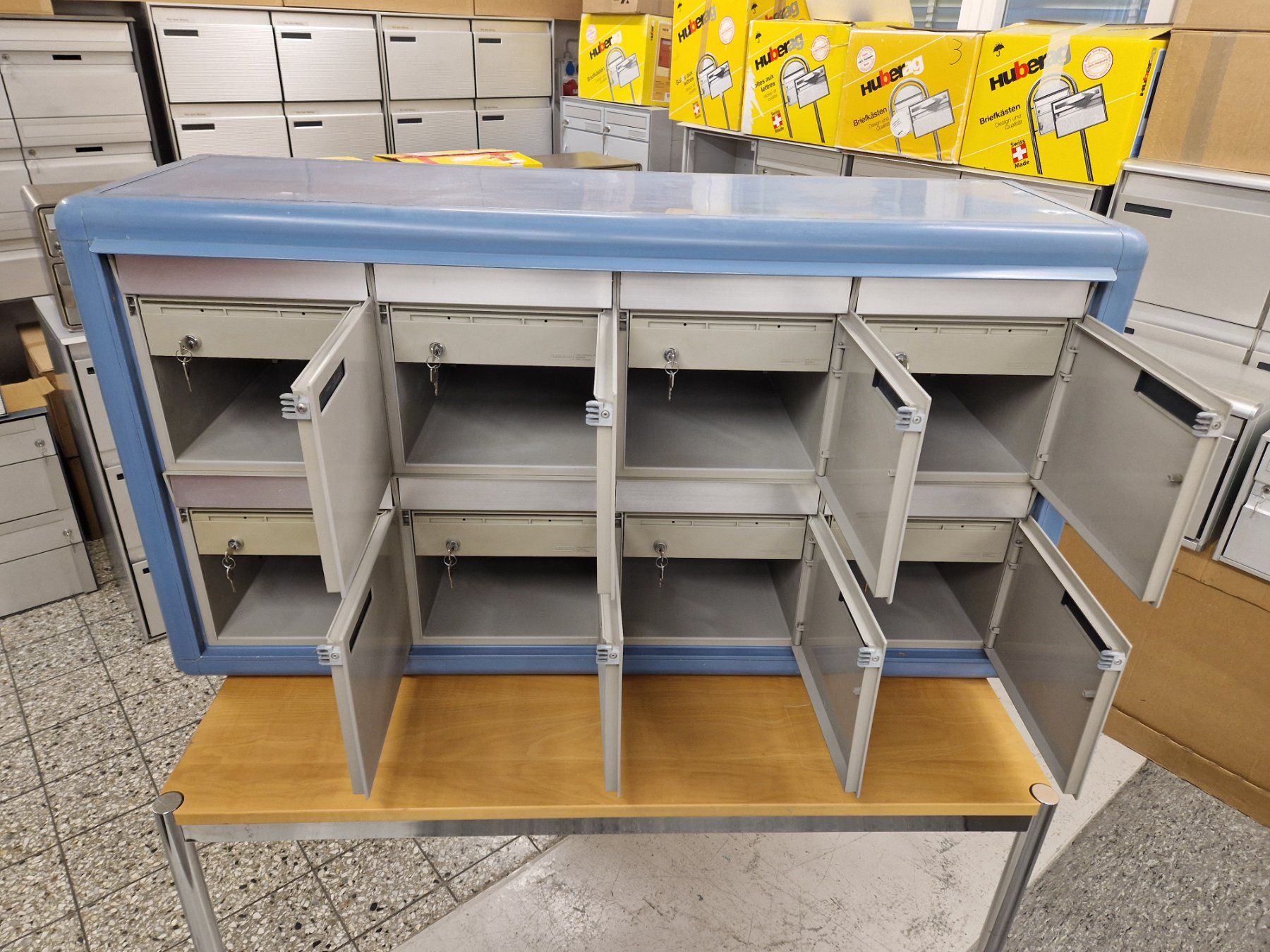 Sonstiges für Haushalt & Wohnen: 8-er Briefkasten ( Schweizer AG ) – Gebraucht aus Wiler b.Utzenstorf von bamaa-shop 8