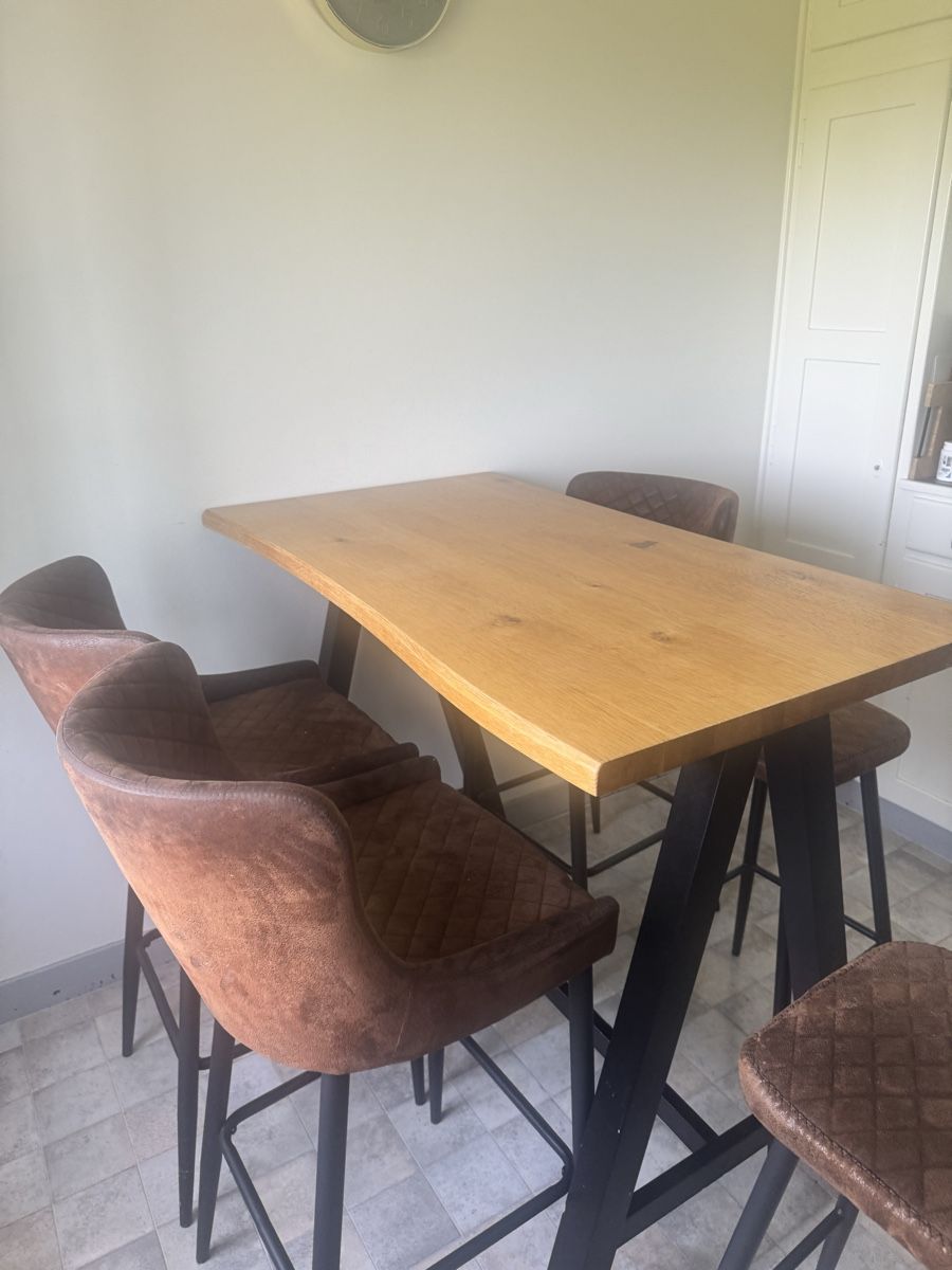 Tische: Table en bois  – Gebraucht aus Fribourg von kyle18 1