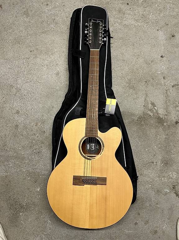 Musikinstrumente: Akkustik Gitarre 12- seitig – Gebraucht aus Bern von guitarhero03