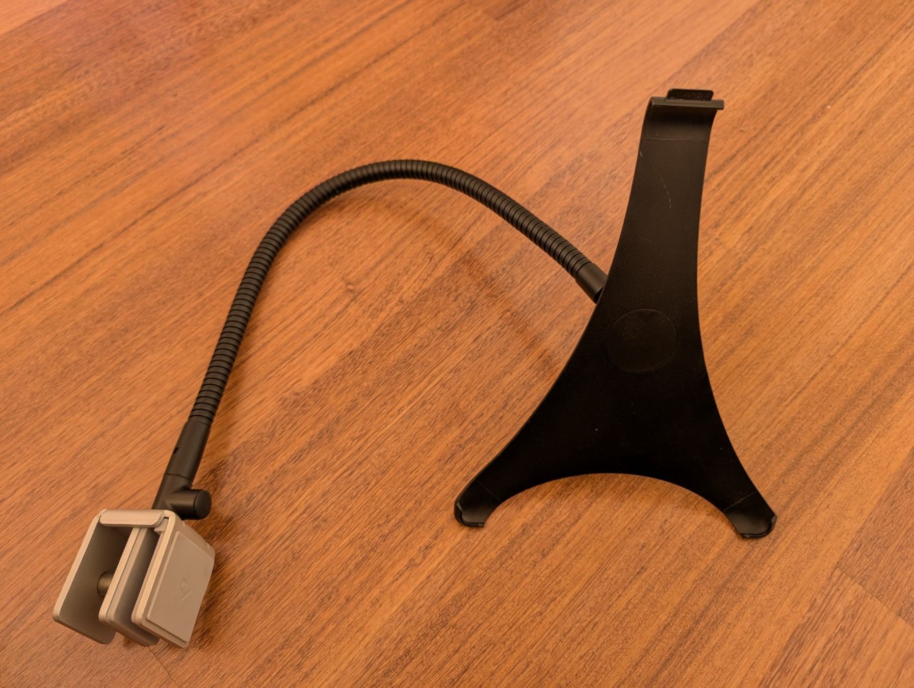Apple Tablet PC: Twelve South HoverBar iPad Stand – Nuovo (secondo la descrizione) da Wallisellen venduto da Asmeier 2
