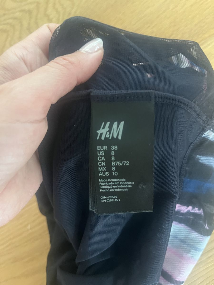 Sonstige Unterwäsche: H&M Body, Gr. 38,neuwertig – Gebraucht aus Riehen von SalomeTramer 2