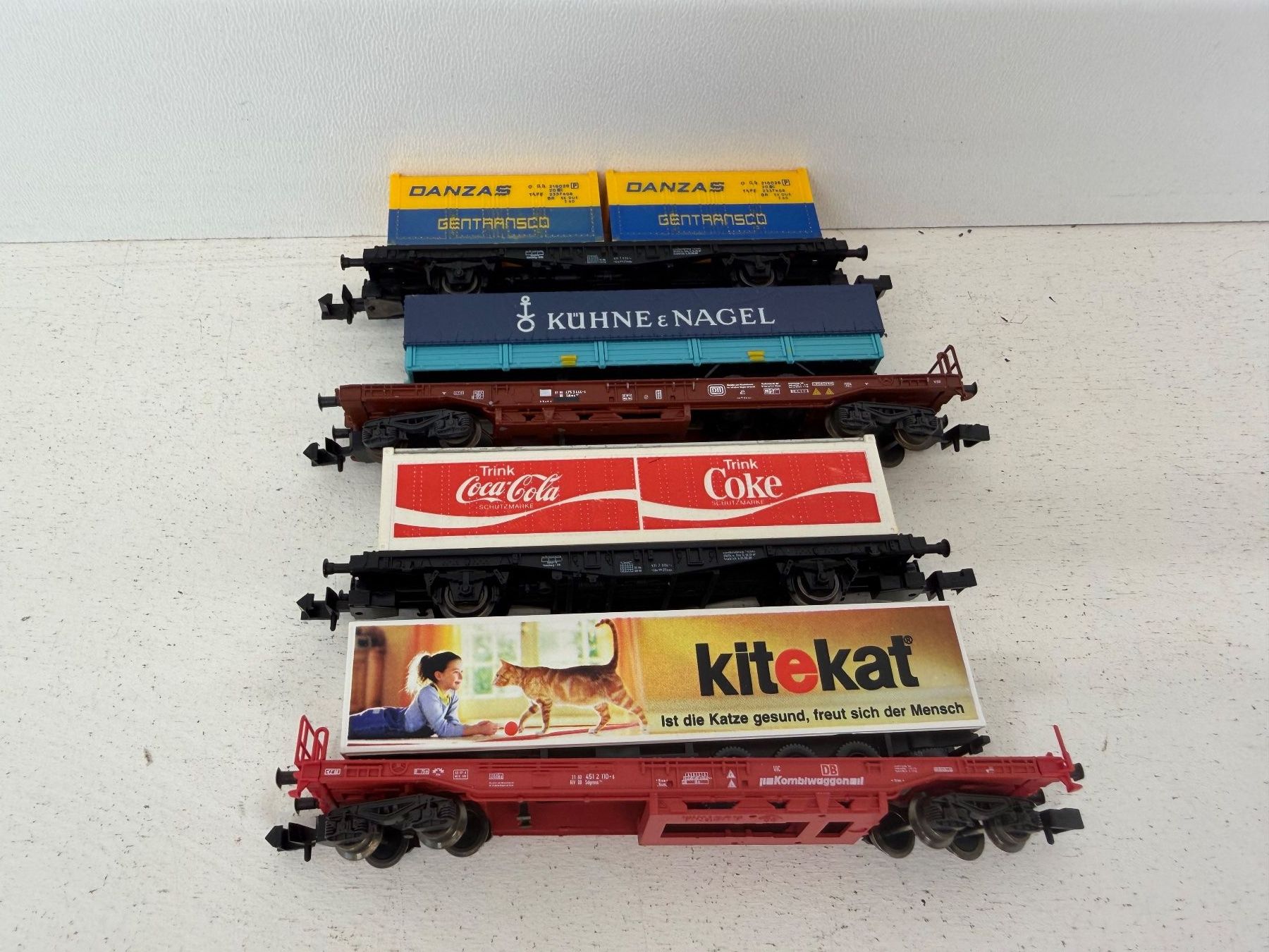 Modellini di ferrovie: Fleischmann 8233; 8243 , Roco 25289 Güterwagen – Usato da Büsserach venduto da ModellbahnDepot 1
