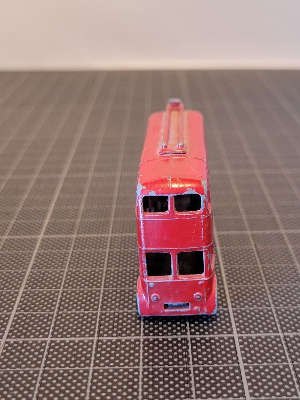 Modellautos: Trolleybus London – Gebraucht aus Chézard-St-Martin von quota1234 2