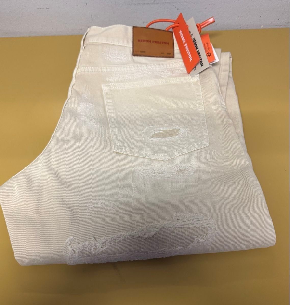 Jeans: Heron Preston straight-leg distressed Jeans - Farfetch $450 – Nuovo e nell'imballaggio originale da Genève venduto da dorco 6