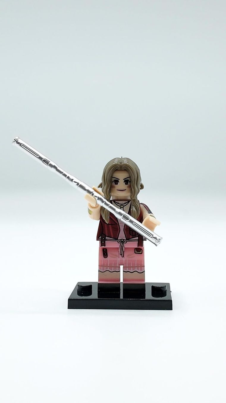 Statuette:  Final Fantasy - Aerith mit Staff mini figure – Nuovo e nell'imballaggio originale da Glattbrugg venduto da har_jgc7