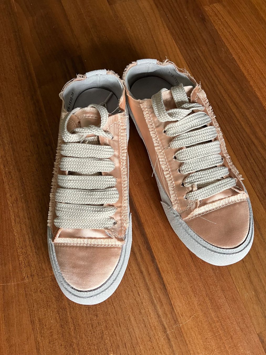 Scarpe da donna: Pedro Garcia Sneakers Gr. 38 – Usato da Windisch venduto da Lyudmila01