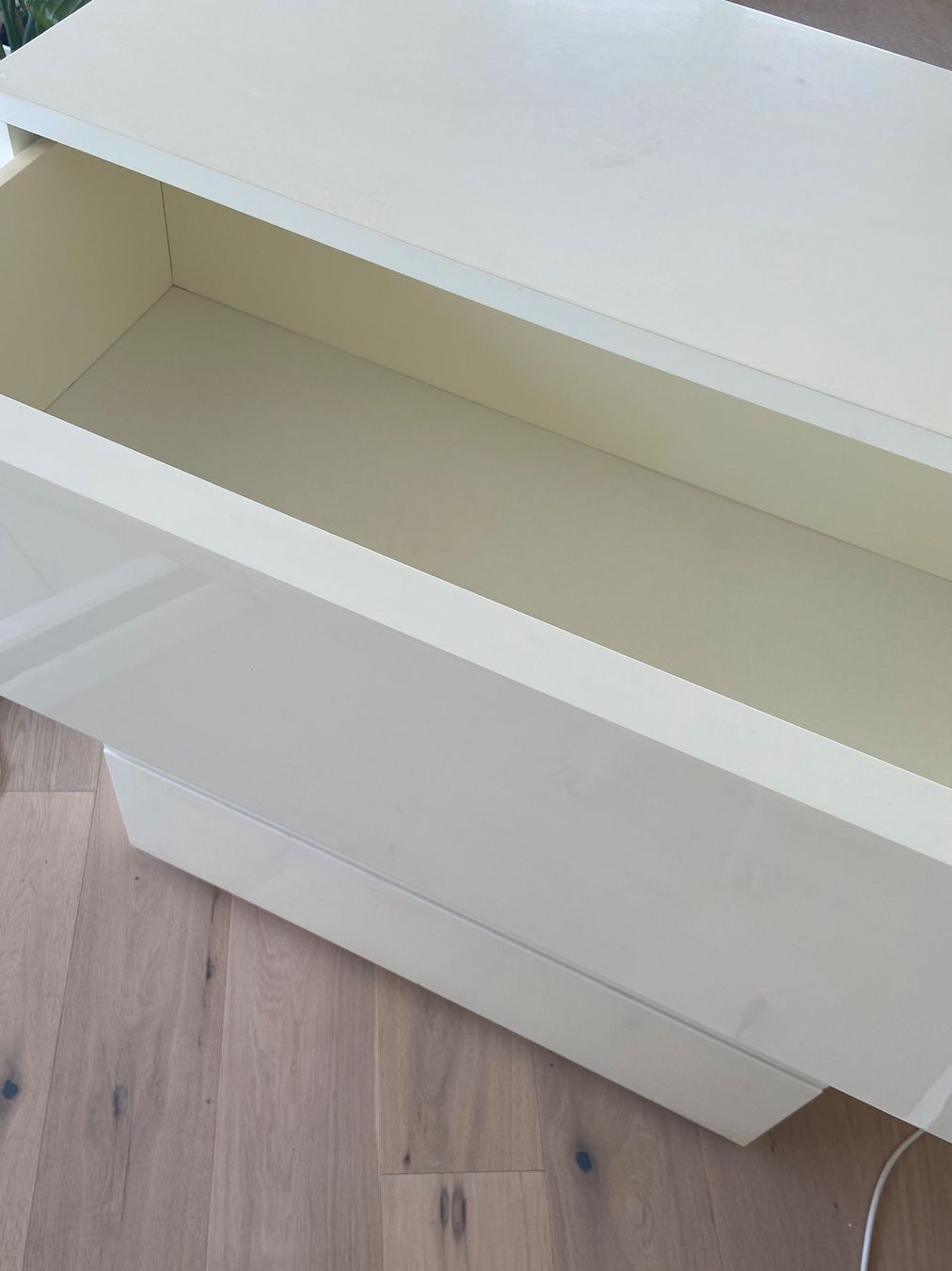 Interio Kommoden: Kommode mit 4 Schubladen – Gebraucht aus Obfelden von  4