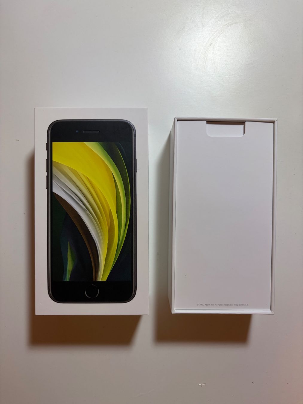 Apple Telefoni cellulari / Smartphones: IPhone SE 2 (2020) in black, 64Gb – Usato da Meggen venduto da BookRevivals 4