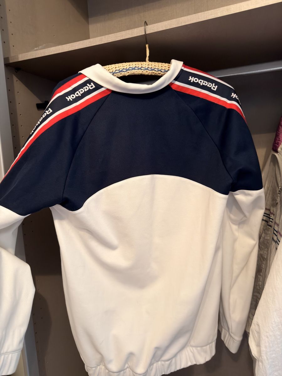 Reebok Jacken: Reebok Training Jacket ca.38 – Gebraucht aus Frutigen von leonie.2000 1