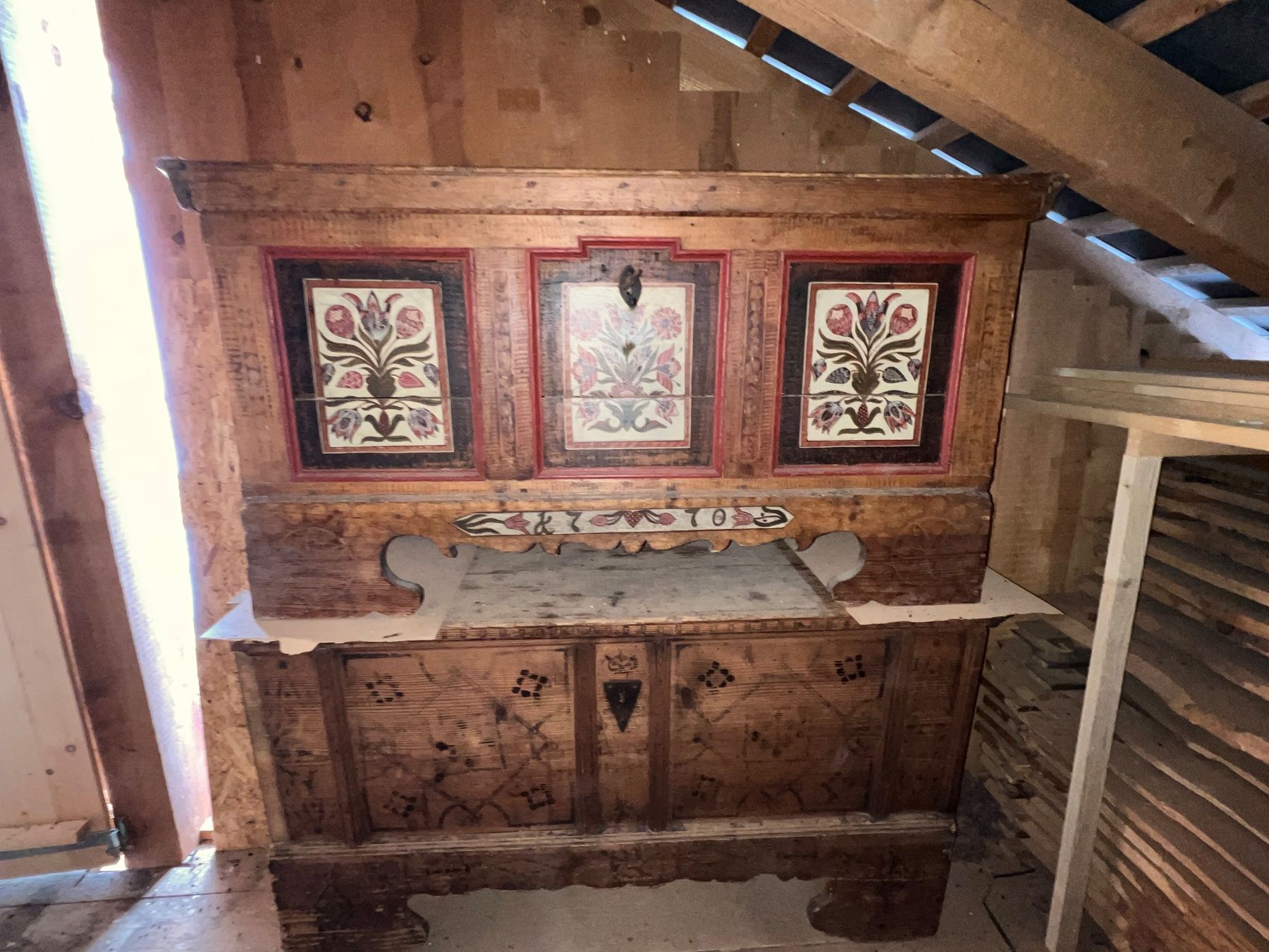 Truhen: Antike barock Truhe bemalen 1770 – Gebraucht aus Vaduz von Unikate-Markt 6