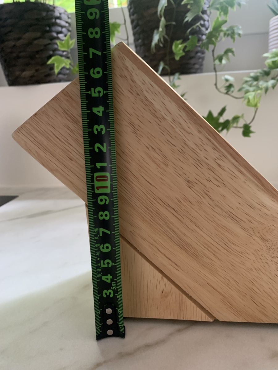 Coltelli: KITCHEN: Oak wood knives holder – Usato da Zürich venduto da Angela_Fashion_Lover 4