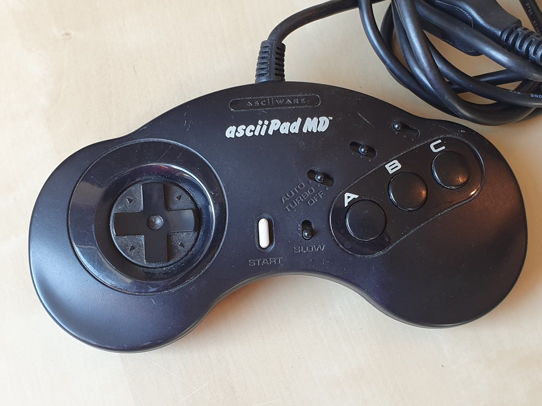 Controller: Sega Mega Drive Contoller Ascii Pad – Gebraucht aus Stansstad von collectorsshop 1