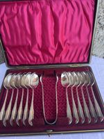 Versilbertes Löffel-Set, 13-teilig, mit Originaletui