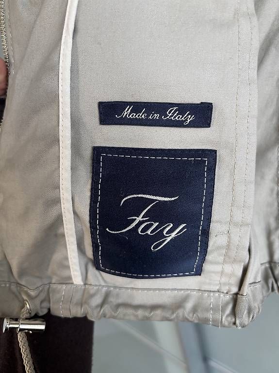 Fay Jacken: Fay Trenchcoat Übergangsjacke beige – Gebraucht aus Zürich von car_9sdb 2