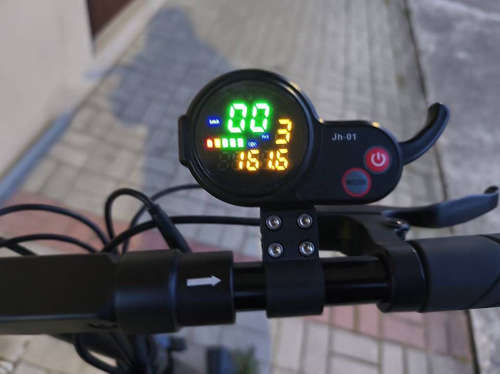 Veicoli elettrici: Vmax R25 – Usato da Frenkendorf venduto da bor_b9cl 1