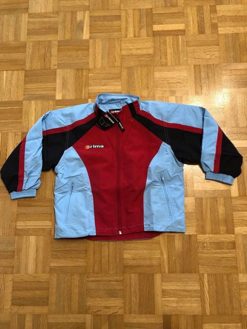 Erima Giacche & Cappotti: ERIMA SPORTJACKE KIDS GROESSE 128 – Nuovo e nell'imballaggio originale da Münchenstein venduto da alessioivan