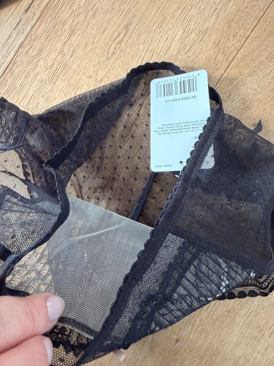 Altra biancheria intima: Conturelle Tempting Lace Knickers Size 12 Bundle - New! – Nuovo e nell'imballaggio originale da Männedorf venduto da iza04 5