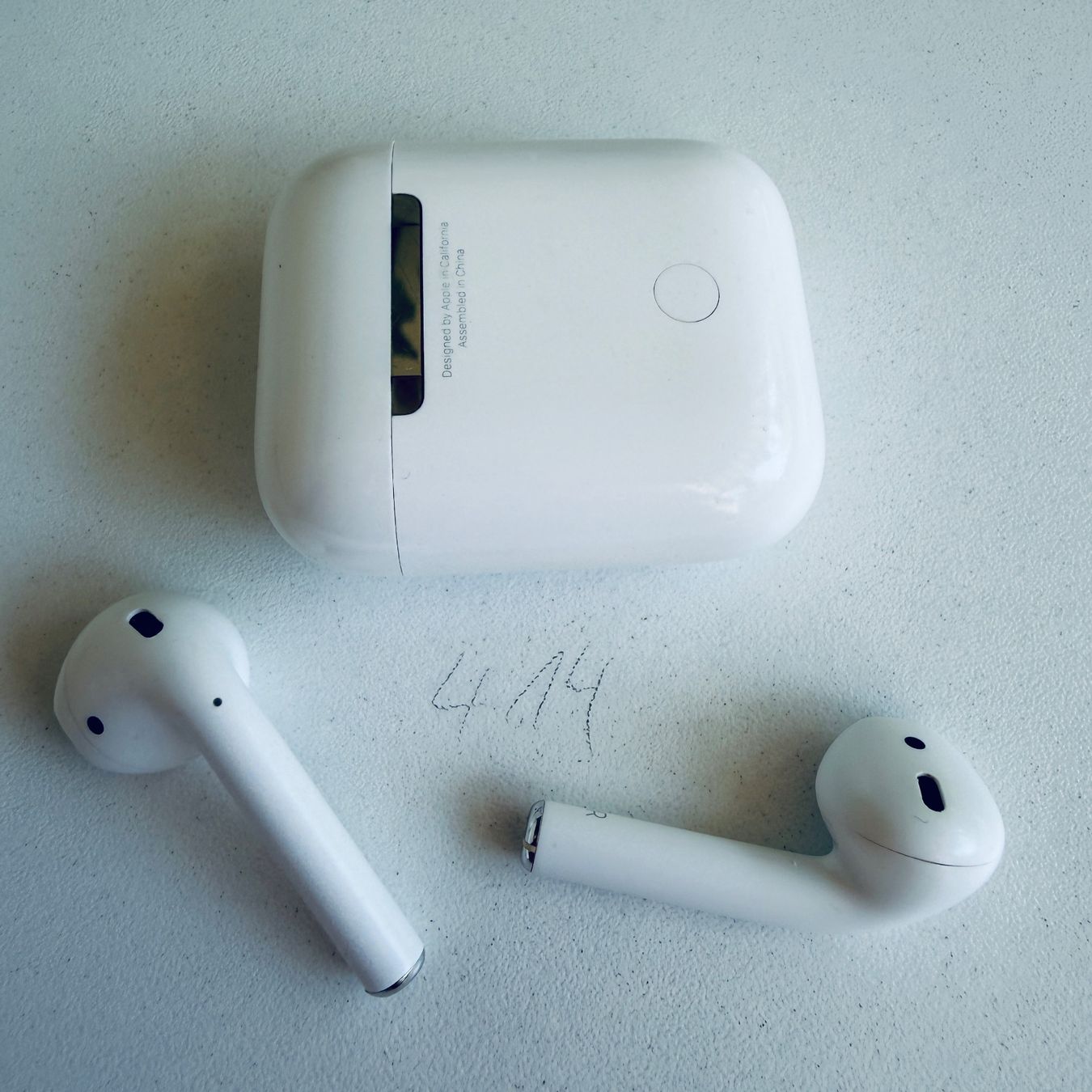 Apple Kopfhörer: Original Apple AirPods 2 Gen. Wireless Kopfhörer & Case – Gebraucht aus Basel von MY.AIRPODS.SHOP 7