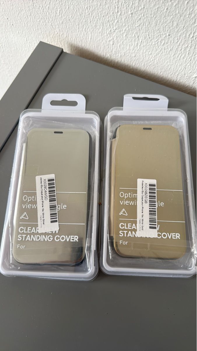 Apple Coques & Protection écran: iPhone 16e Mirror Gold Cover – Neuf avec emballage d'origine à Bülach par Mellinchen30