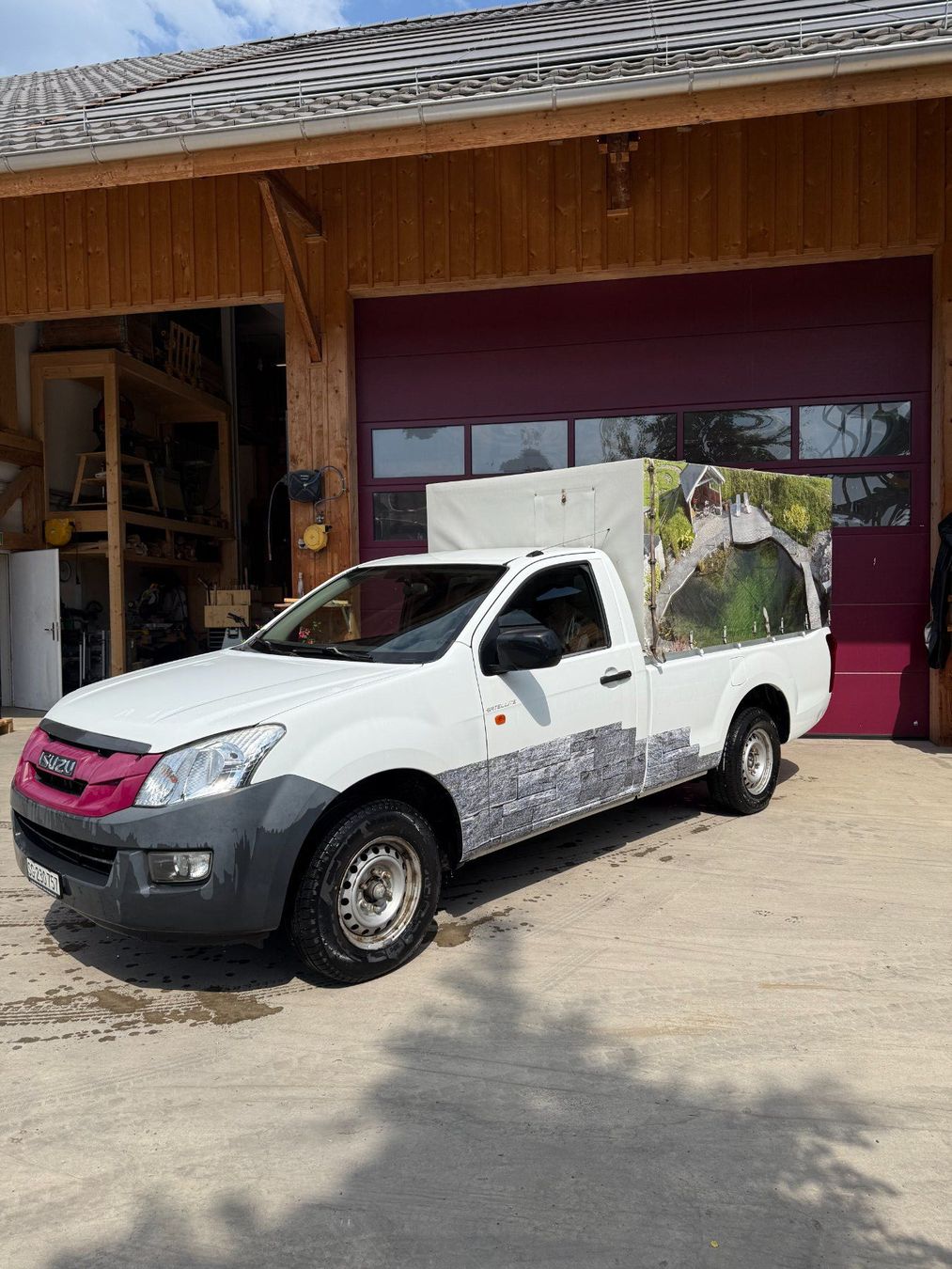 Isuzu Véhicules utilitaires: Isuzu D-Max Doppelkabine mit Werbeplane – D'occasion à Oberuzwil par sas_ps7t 2