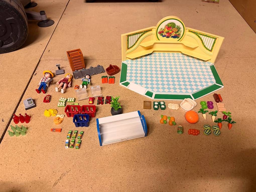 Giocattoli: Playmobil Marktstand / Supermarkt-Einrichtung – Usato da Aarberg venduto da KarinKnuchel