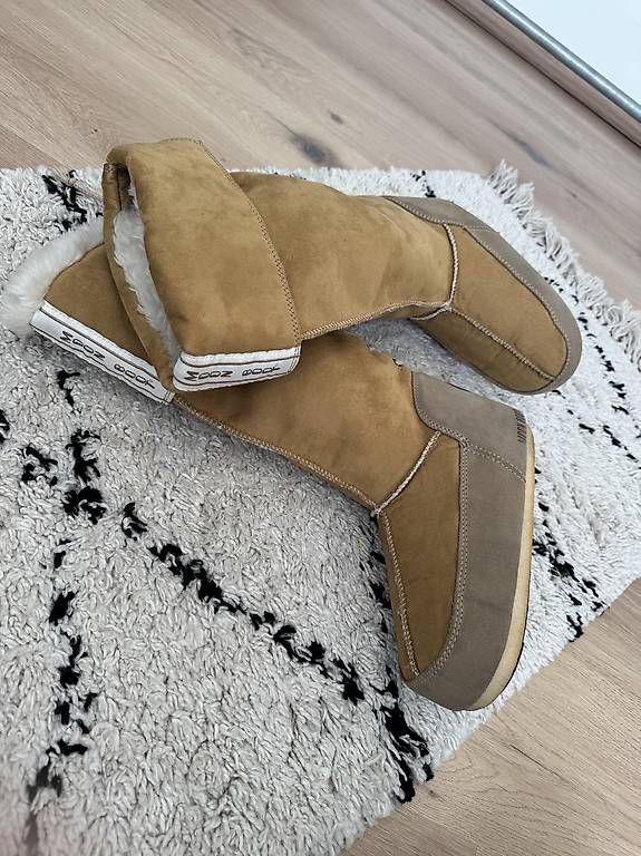 Moon Boot Scarpe da uomo: Original Tecnica Moon Boots Winterstiefel – Usato da Buchs ZH venduto da crazyhandbaggirl123