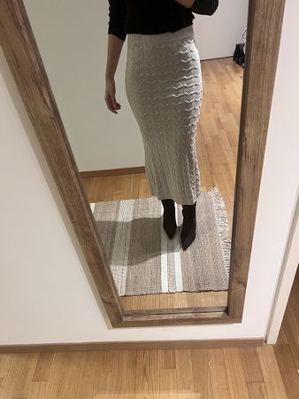 Zara skirt Size S