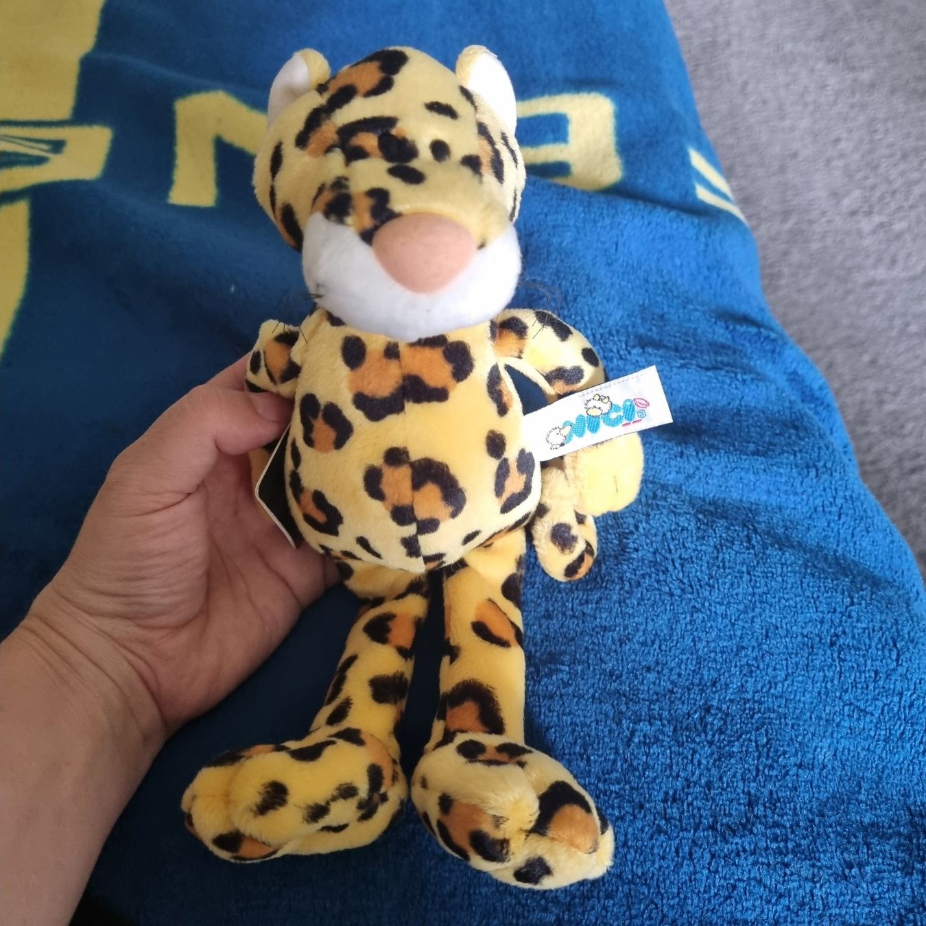 Nici Giocattoli: Leopard von Nici,  Plüschtier, neu, 24cm – Nuovo (secondo la descrizione) da Buchs AG venduto da Kitten33