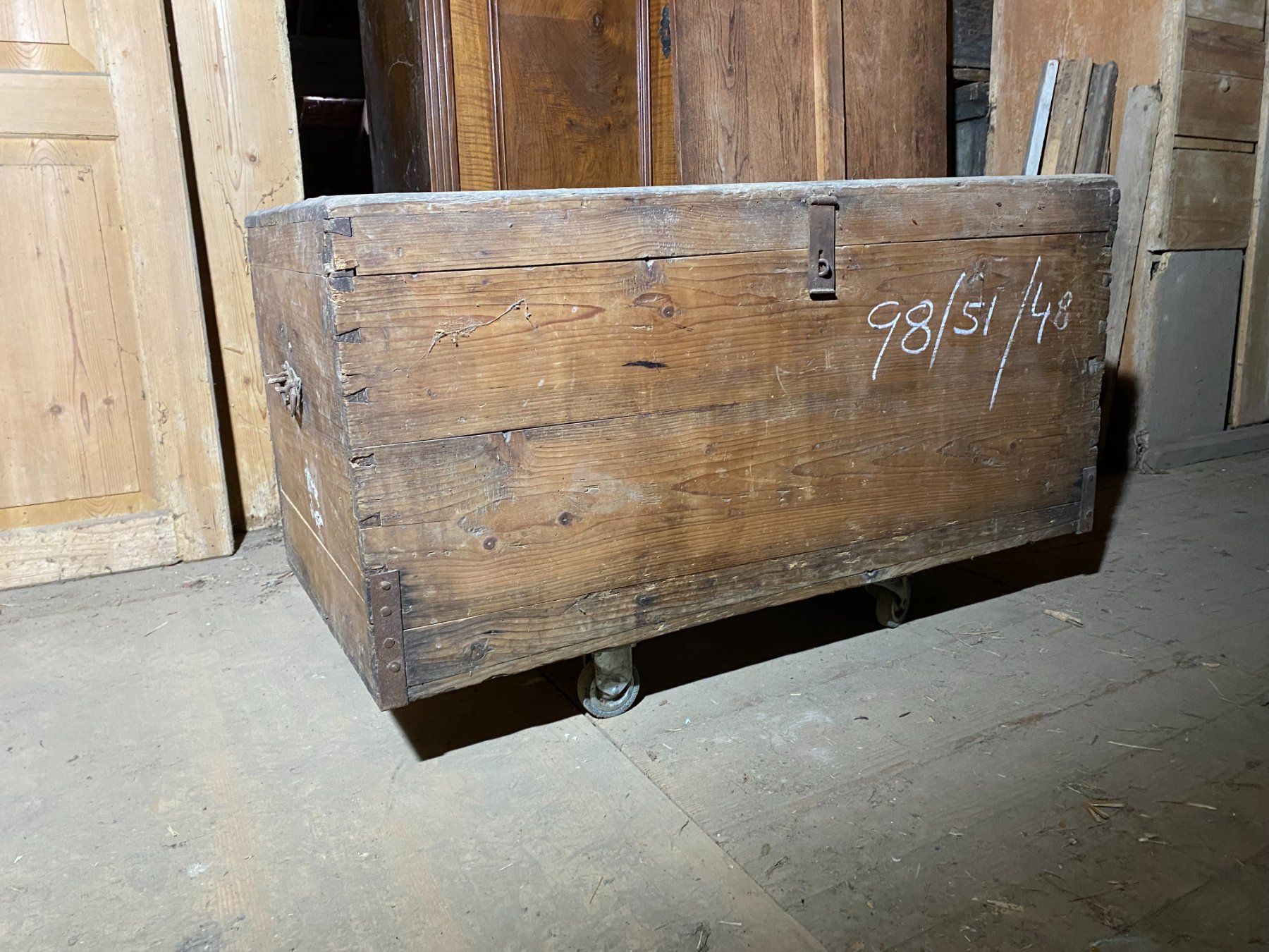 Cassapanche: Truhe antik von ca. 1890 – Usato da Hinwil venduto da Antikfischer