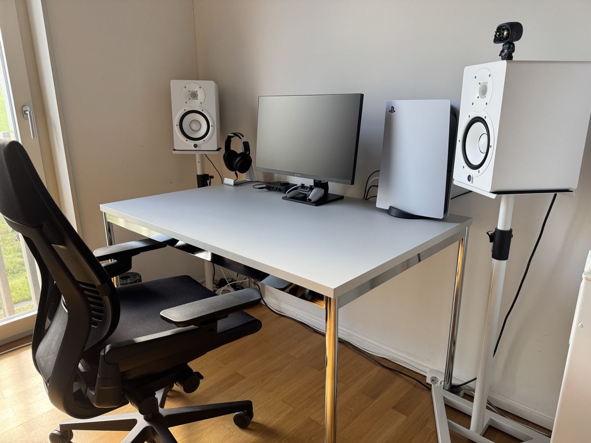 Yamaha Casse acustiche: Yamaha HS7 Paar Studiomonitore mit Ständern – Usato da Zürich venduto da tim_t6kb