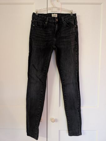 Damen Jeans ONLY schwarz Grösse 27/30